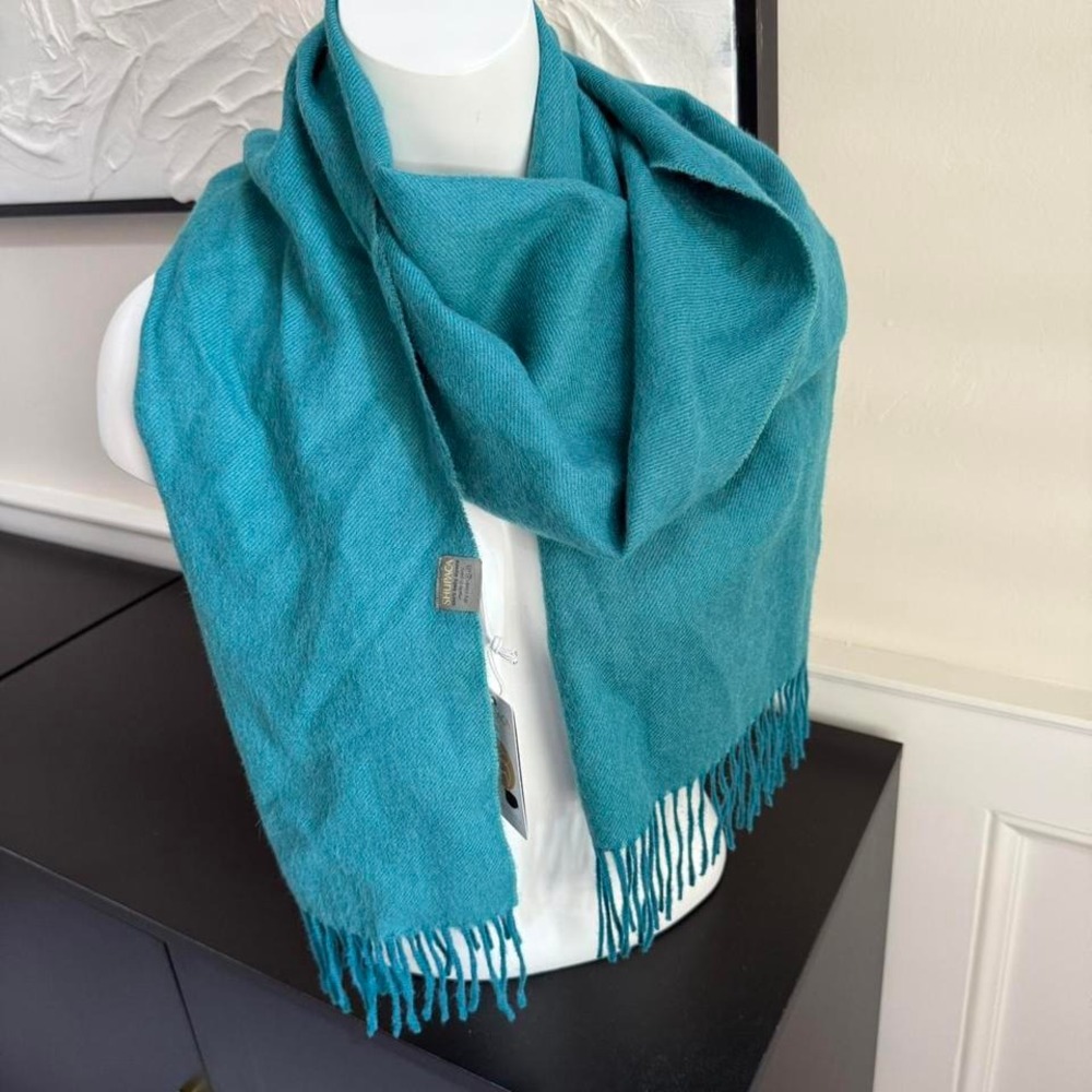 Soft and warm blue alpaca scarf